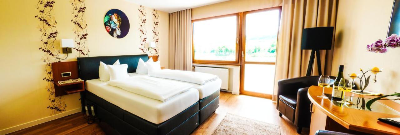 Hotel Zehnthof Ирциг Экстерьер фото