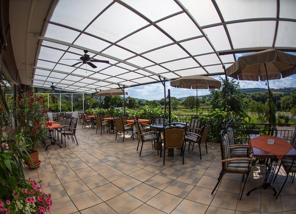 Hotel Zehnthof Ирциг Экстерьер фото